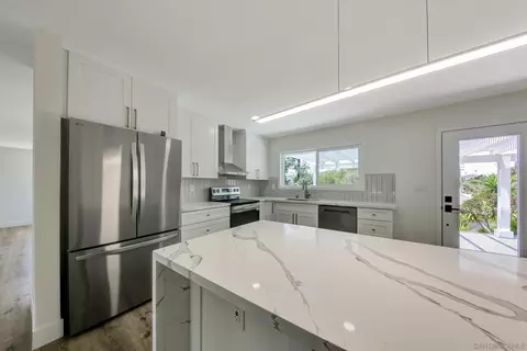 Kitchen - 4491 Glen, La Mesa, CA 91941 photo 5 of 5