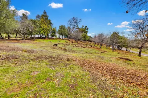 Exterior - 17009 Iron Springs Rd, Julian, CA 92036 photo 9 of 20