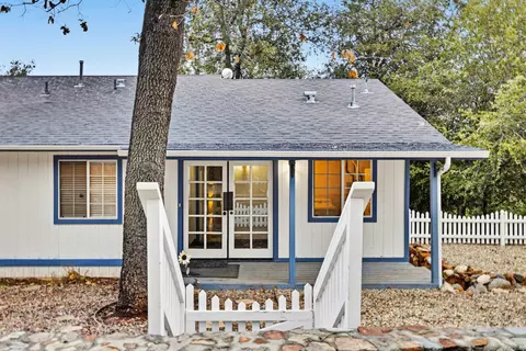 Exterior - 17009 Iron Springs Rd, Julian, CA 92036 photo 7 of 20