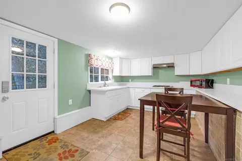 Kitchen - 17009 Iron Springs Rd, Julian, CA 92036 photo 4 of 5