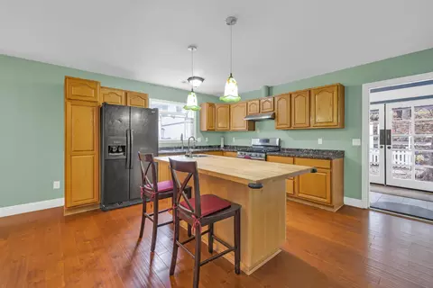 Kitchen - 17009 Iron Springs Rd, Julian, CA 92036 photo 2 of 5