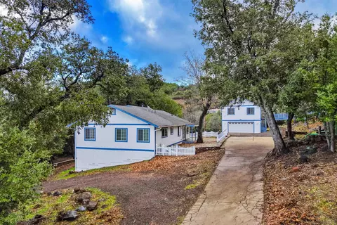 Exterior - 17009 Iron Springs Rd, Julian, CA 92036 photo 16 of 20