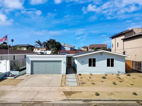 2802 Cowley Way, San Diego, CA 92110