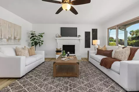 Living - 2738 Oak Hill Dr, Escondido, CA 92027 photo 2 of 7