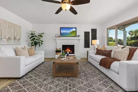 Living - 2738 Oak Hill Dr, Escondido, CA 92027 photo 3 of 7
