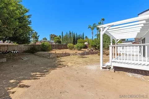 Exterior - 2738 Oak Hill Dr, Escondido, CA 92027 photo 5 of 8