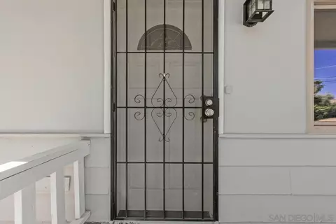 Entry Way - 2738 Oak Hill Dr, Escondido, CA 92027 photo 1 of 1