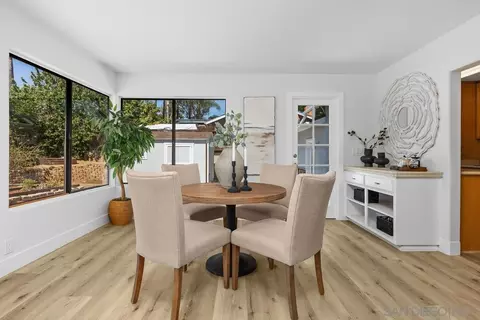 Dining - 2738 Oak Hill Dr, Escondido, CA 92027 photo 3 of 5