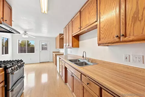 Kitchen - 12509 Taunt Rd, Poway, CA 92064 photo 2 of 3