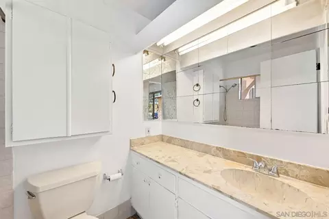 Bath - 12509 Taunt Rd, Poway, CA 92064 photo 2 of 3