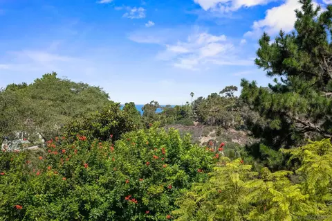 View/Area - 1640 El Paso Real, La Jolla, CA 92037 photo 2 of 5