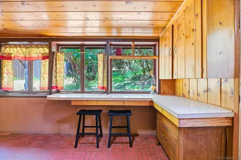 Kitchen - 2727 Lakeview Dr, Julian, CA 92036 photo 2 of 3