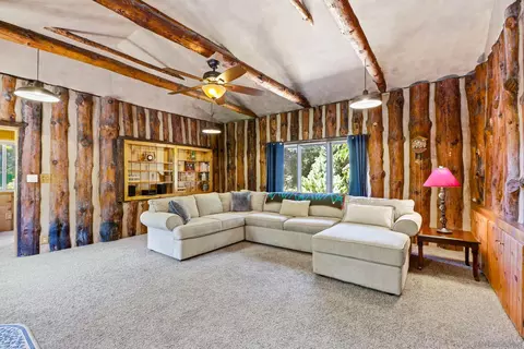Living - 2727 Lakeview Dr, Julian, CA 92036 photo 3 of 4