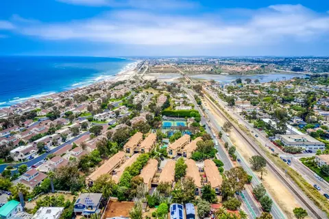 View/Area - 1680 N Coast Highway 101 #30, Encinitas, CA 92024 photo 5 of 6