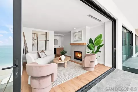 Living - 939 Coast Blvd UNIT 103, La Jolla, CA 92037 photo 4 of 5