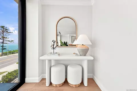 Entry Way - 939 Coast Blvd UNIT 103, La Jolla, CA 92037 photo 1 of 1