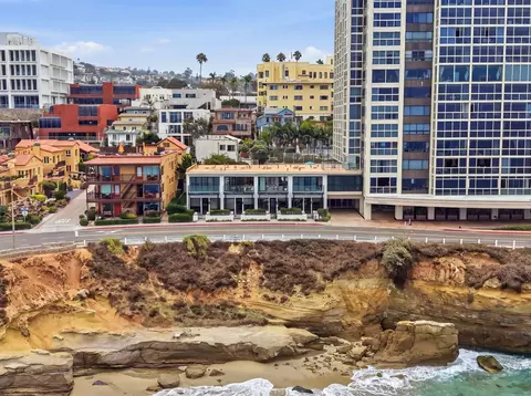 View/Area - 939 Coast Blvd UNIT 103, La Jolla, CA 92037 photo 2 of 2