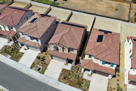 View/Area - 781 Michael Ct, Vista, CA 92081 photo 2 of 2