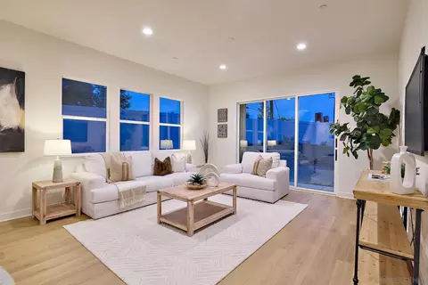 Living - 781 Michael Ct, Vista, CA 92081 photo 3 of 6