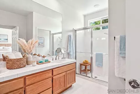 Bath - 5159 Via Malaguena, Oceanside, CA 92057 photo 2 of 2