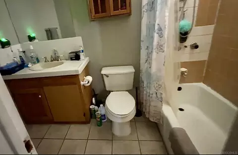 Bath - 1005 Paraiso Ave, Spring Valley, CA 91977 photo 2 of 3