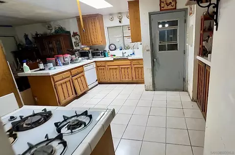 Kitchen - 1005 Paraiso Ave, Spring Valley, CA 91977 photo 1 of 1