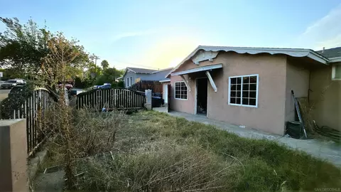 Exterior - 1514 Tarleton St, Spring Valley, CA 91977 photo 6 of 8