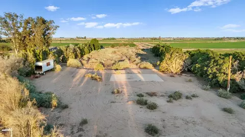 2465 Meloland Rd #1, El Centro, CA 92243 photo 12