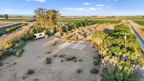 2465 Meloland Rd #1, El Centro, CA 92243 photo 11