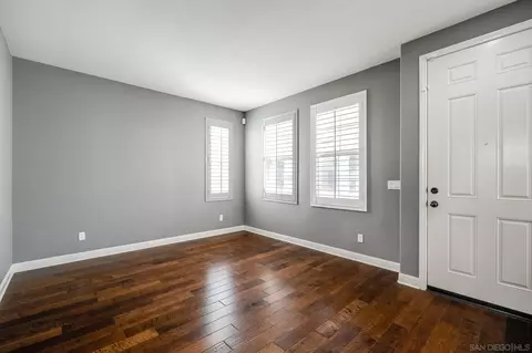 Living - 31878 Red Pne, Temecula, CA 92592 photo 4 of 4