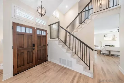 Entry Way - 3580 Normandy Cir, Oceanside, CA 92056 photo 2 of 5
