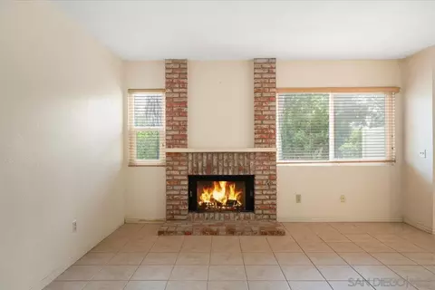 Living - 13669 Sycamore Tree, Poway, CA 92064 photo 3 of 4