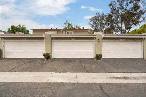 Exterior - 13669 Sycamore Tree, Poway, CA 92064 photo 5 of 15