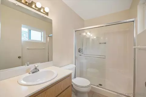 Bath - 13669 Sycamore Tree, Poway, CA 92064 photo 3 of 3