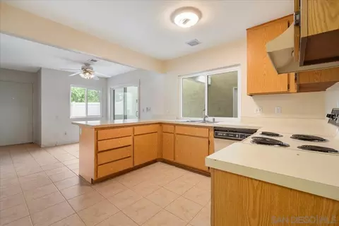 Kitchen - 13669 Sycamore Tree, Poway, CA 92064 photo 2 of 4
