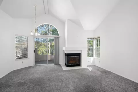 11340 Portobelo #3, San Diego, CA 92124