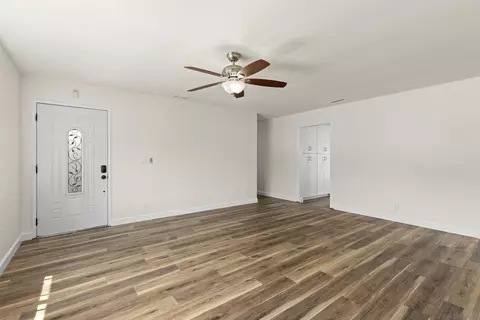 Living - 2589 Joann Dr, Oceanside, CA 92056 photo 1 of 8