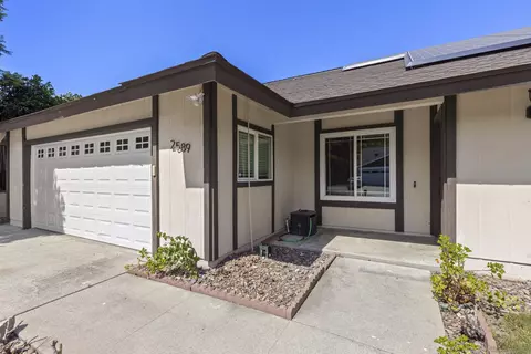 Exterior - 2589 Joann Dr, Oceanside, CA 92056 photo 4 of 10
