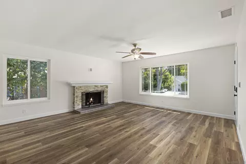 Living - 2589 Joann Dr, Oceanside, CA 92056 photo 3 of 8