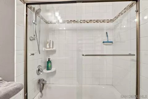 Bath - 9522 Jim Ln, Santee, CA 92071 photo 3 of 4