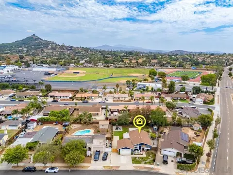 View/Area - 2109 Beartrap Pl, Escondido, CA 92027 photo 8 of 10