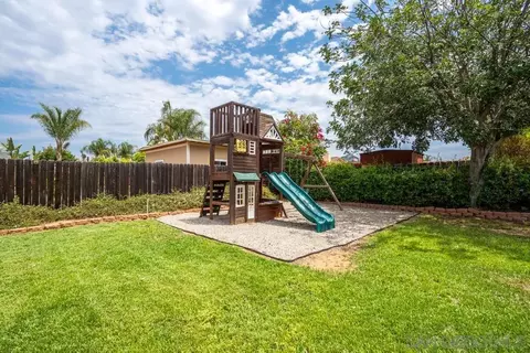 Exterior - 2109 Beartrap Pl, Escondido, CA 92027 photo 9 of 15