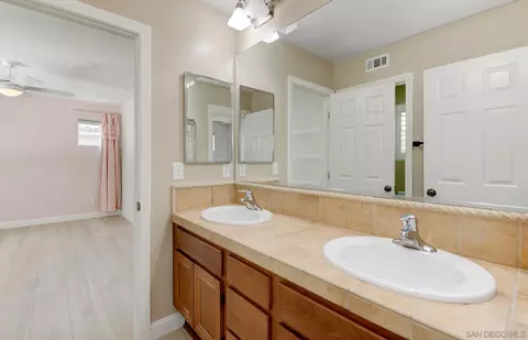 Bath - 353 Franciscan, Oceanside, CA 92057 photo 2 of 3