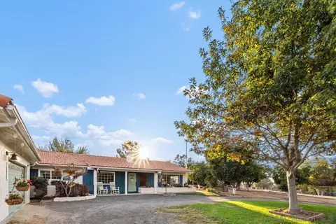 Exterior - 3131 E Victoria Dr, Alpine, CA 91901 photo 3 of 10
