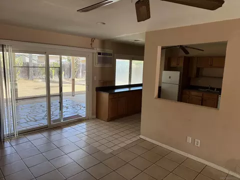 1422 S Maple, Escondido, CA 92025 photo 2