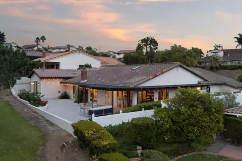 17976 Sencillo Ln, San Diego, CA 92128