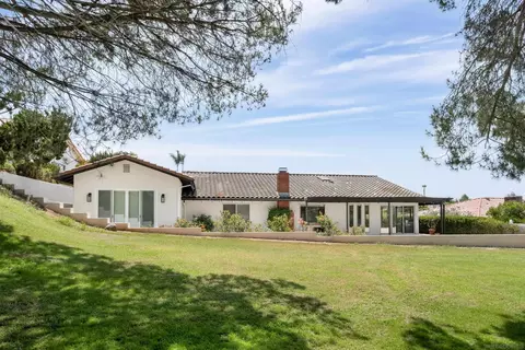 17976 Sencillo Ln, San Diego, CA 92128