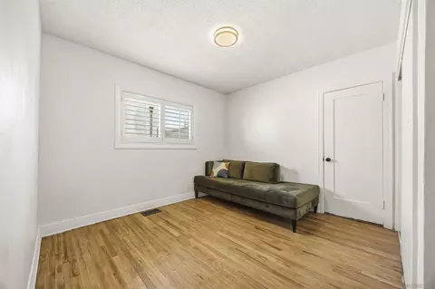 Bedroom - 1011 W Cypress Ave, Redlands, CA 92373 photo 6 of 7