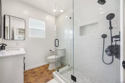 Bath - 1011 W Cypress Ave, Redlands, CA 92373 photo 2 of 3