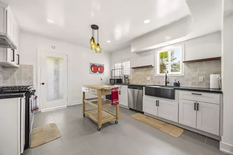 Kitchen - 1011 W Cypress Ave, Redlands, CA 92373 photo 1 of 6